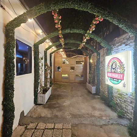 Bob Marley Bnb & Hostel Tirana Exterior foto
